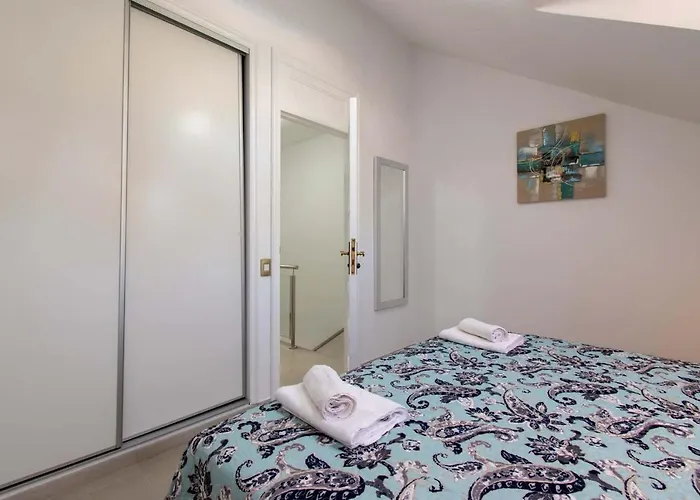 Parque Santiago Ii Duplex شقة *